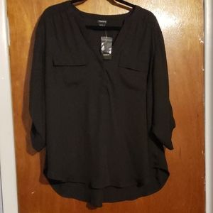 Torrid Black Blouse Plus Size 2 w Roll Tab Sleeves